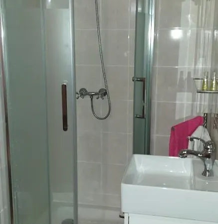 L'auberge Bed & Breakfast Galeria (Corsica)