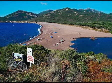 L'auberge Alojamento de Acomodação e Pequeno-almoço 3*